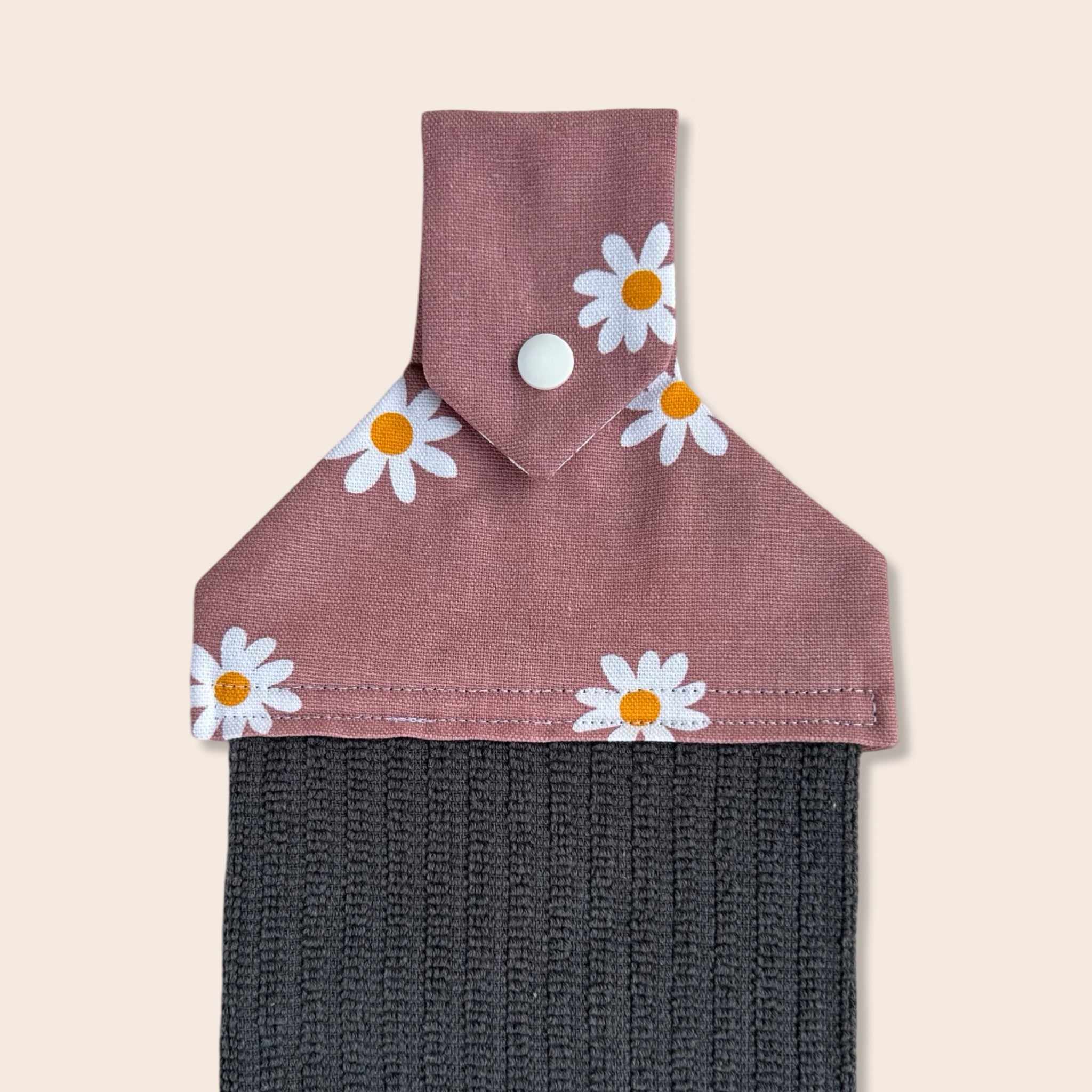 Pink Daisy Hanging Towel